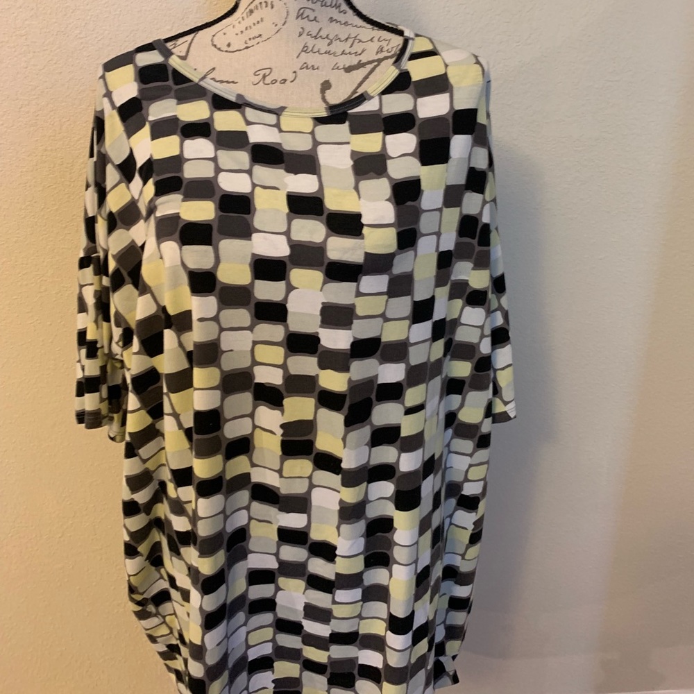 LuLaRoe Top